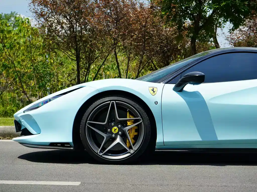 Ferrari F8 2019 Tributo 3.9T V8