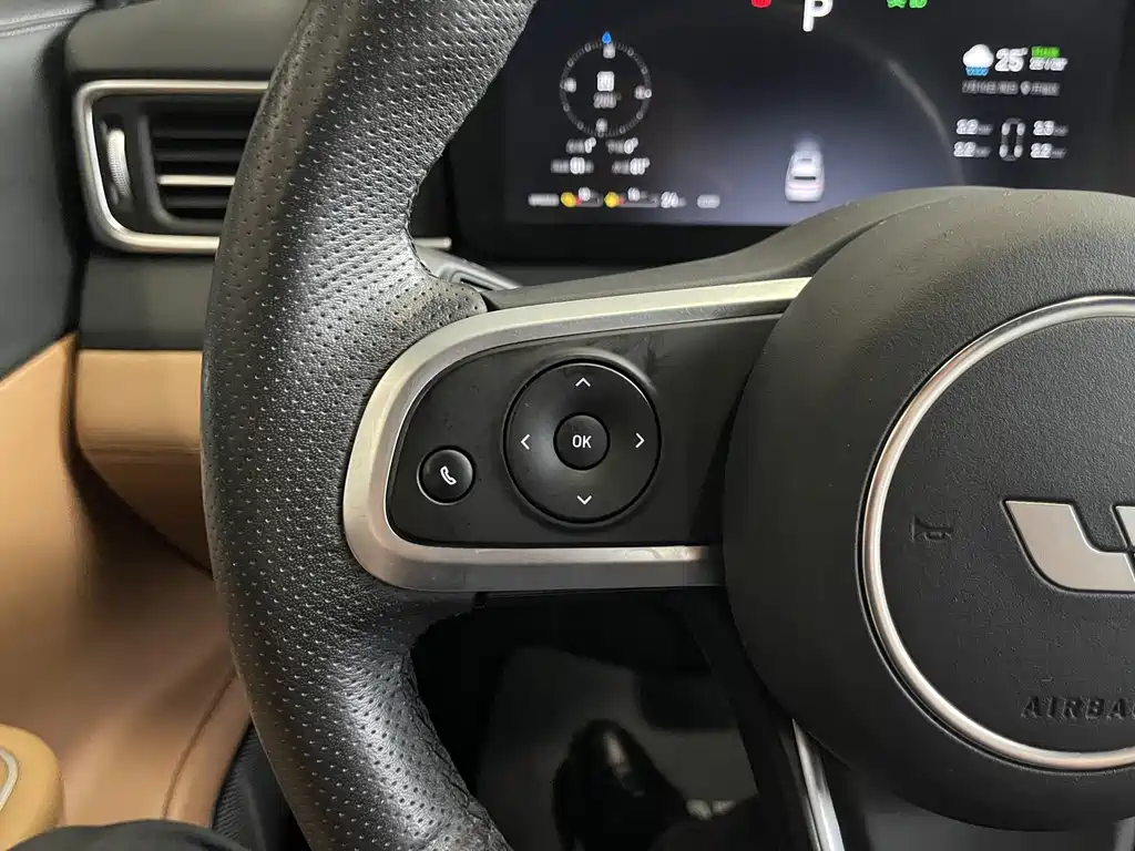 Li Auto Li ONE — миниатюра 8