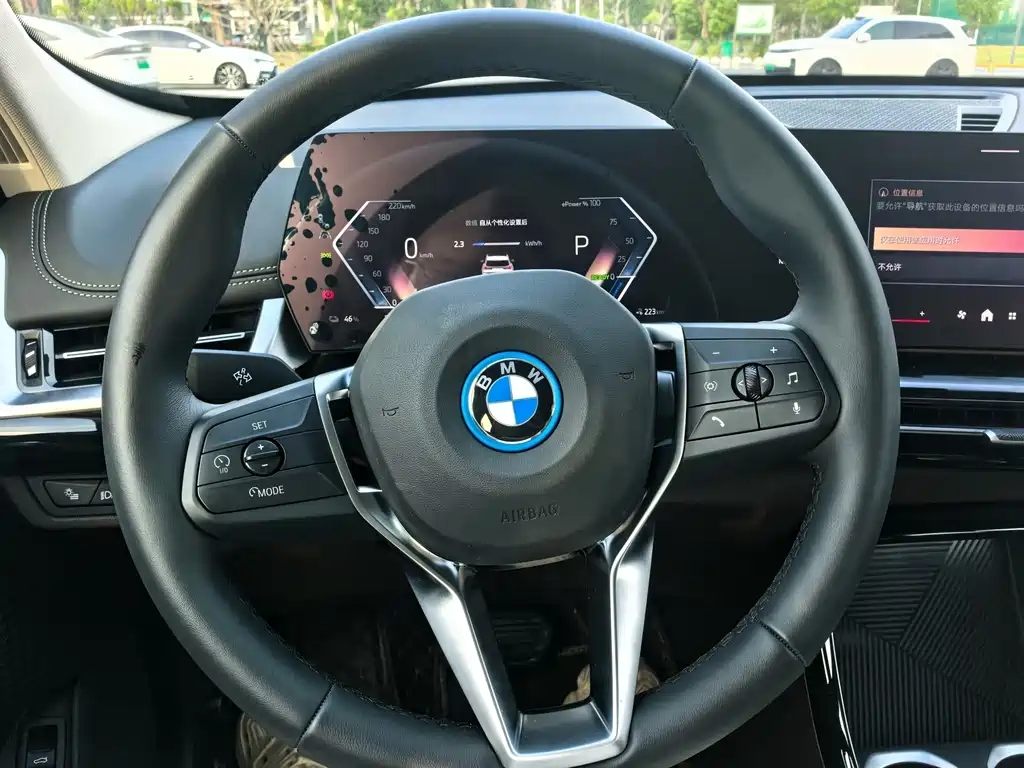BMW iX1 — миниатюра 10