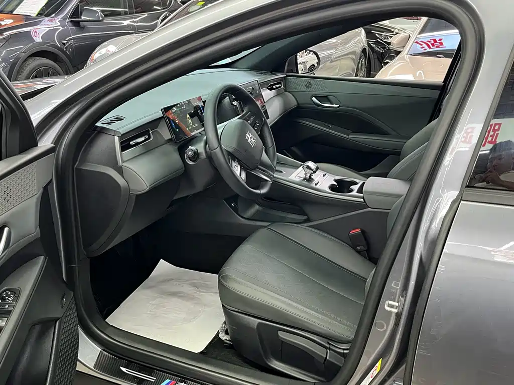 BYD Qin PLUS — миниатюра 7