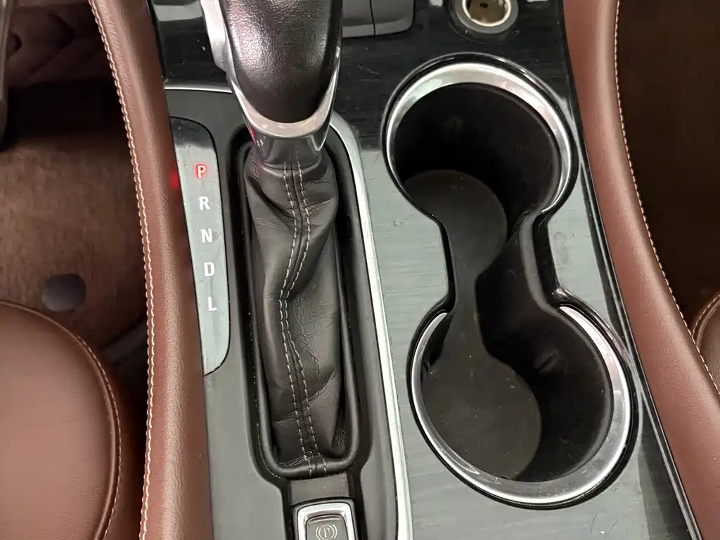 Buick Envision Plus — миниатюра 12
