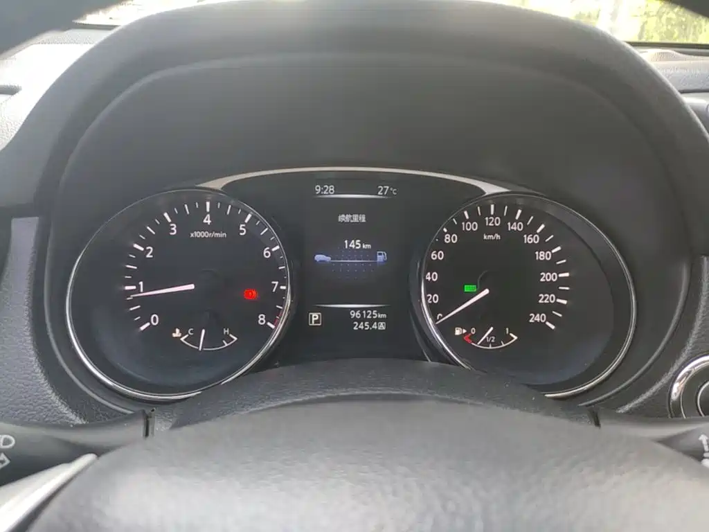 Nissan X-Trail — миниатюра 12