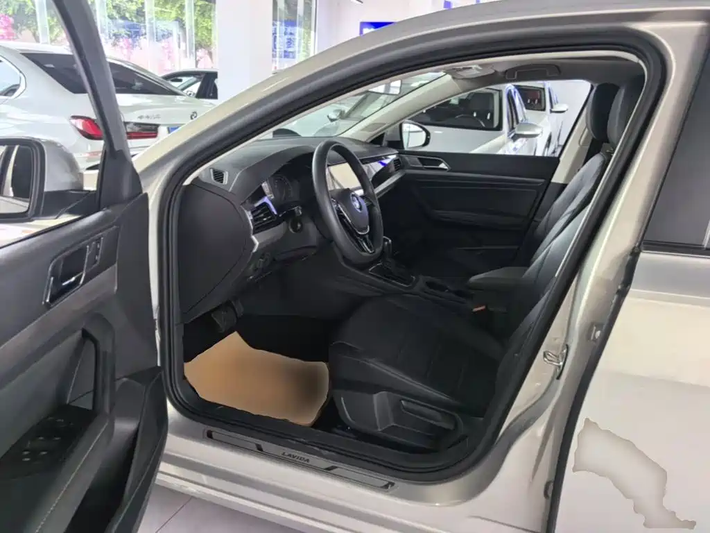 Volkswagen Lavida — миниатюра 16