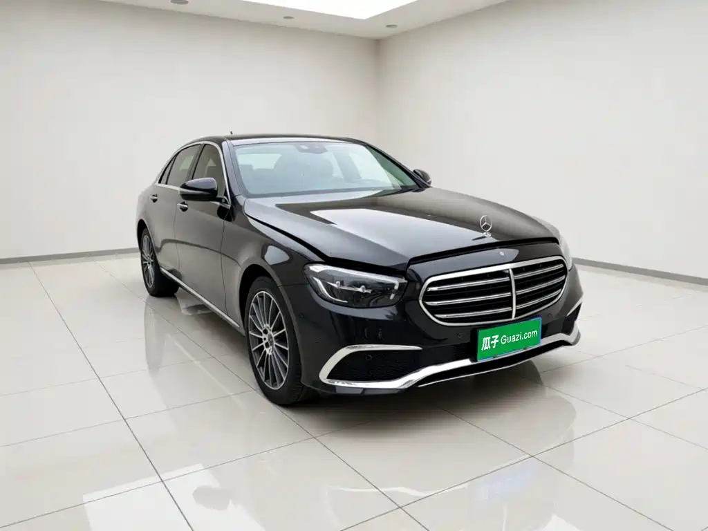 Mercedes-Benz E-Class — миниатюра 3