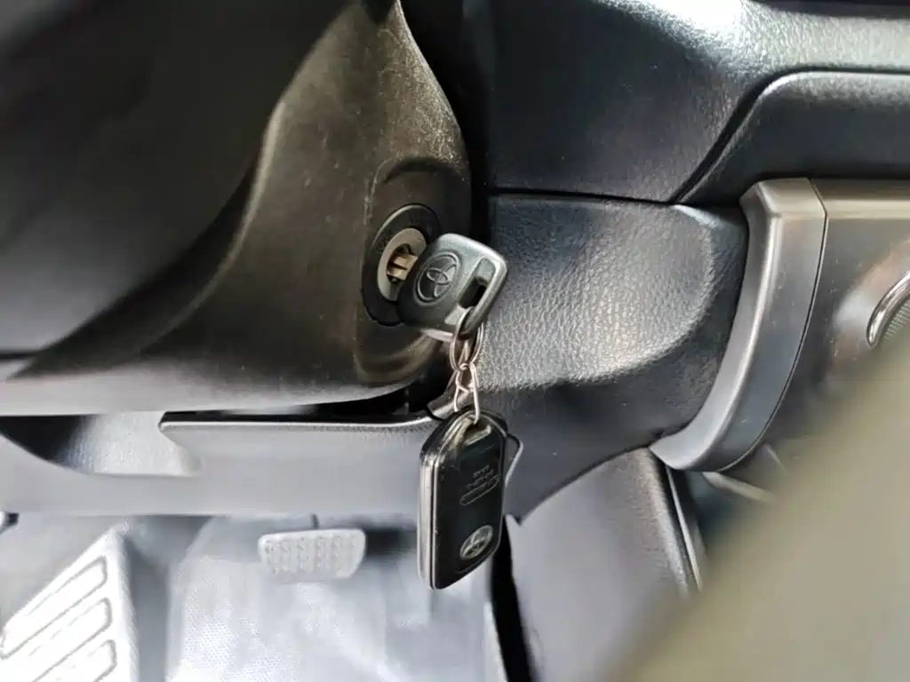 Toyota Yaris L — миниатюра 9