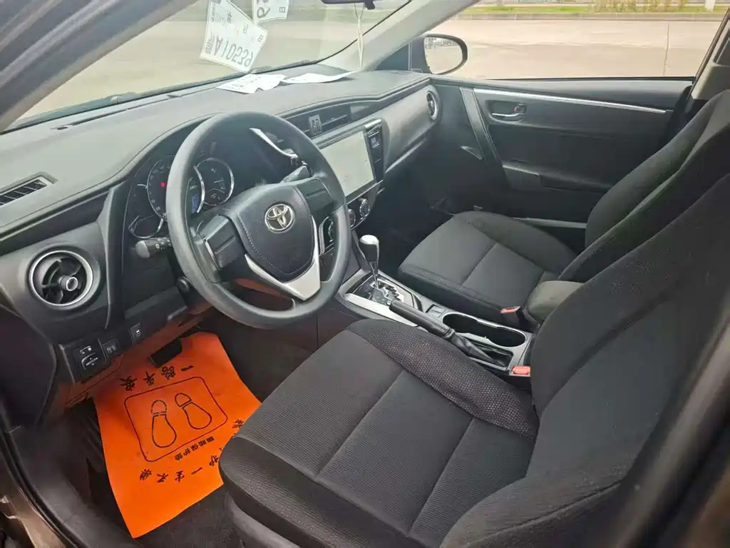 Toyota Corolla — миниатюра 8