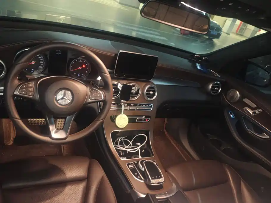 Mercedes-Benz GLC — миниатюра 12