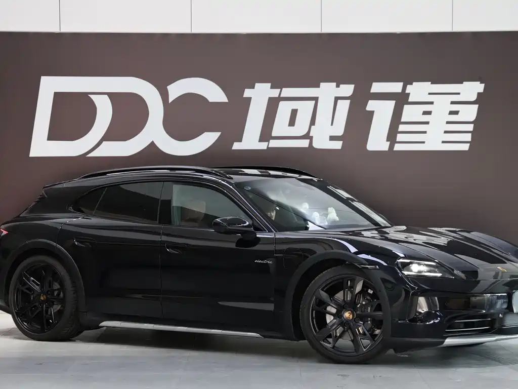 Porsche Taycan — миниатюра 6