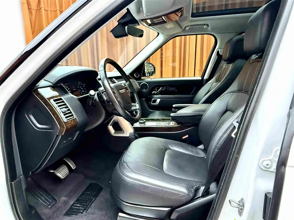 Land Rover Range Rover — миниатюра 7