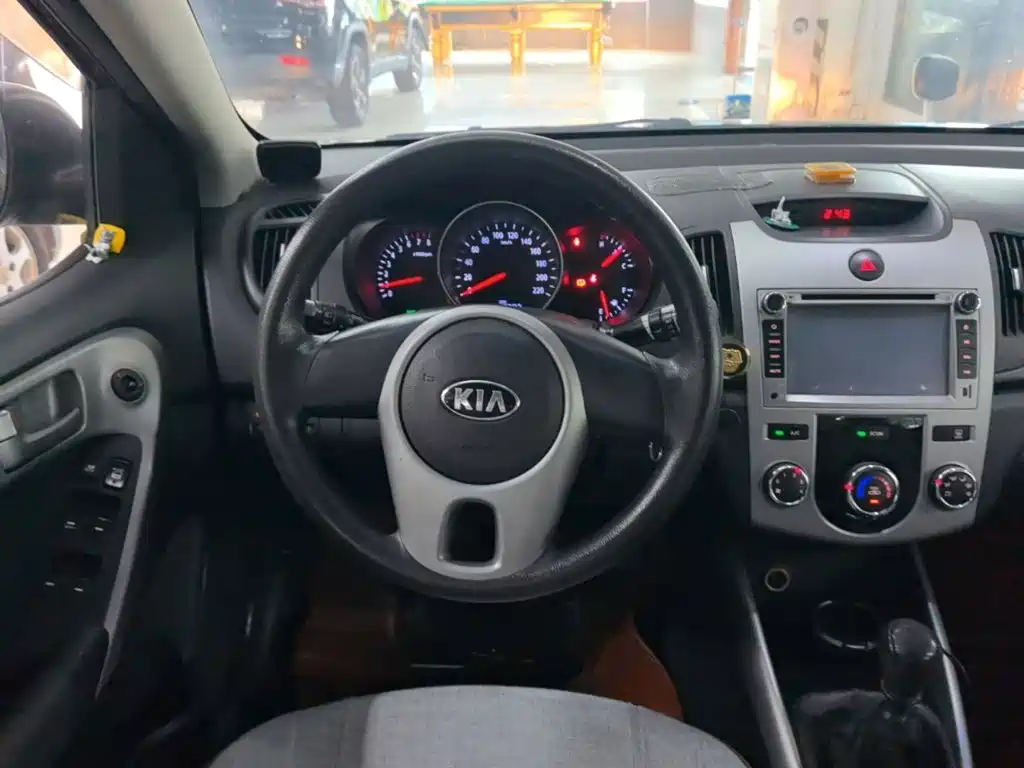 Kia Forte — миниатюра 11