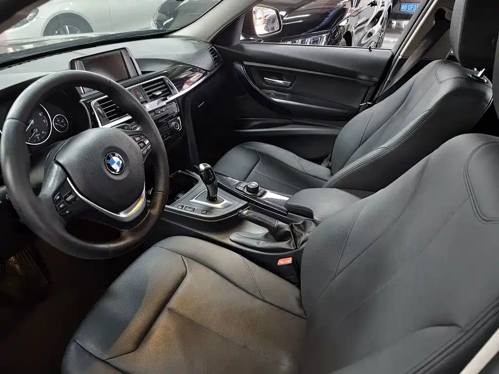 BMW 3 Series — миниатюра 3