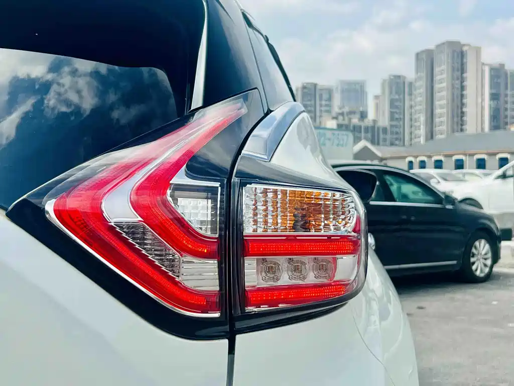 Nissan Murano — миниатюра 14