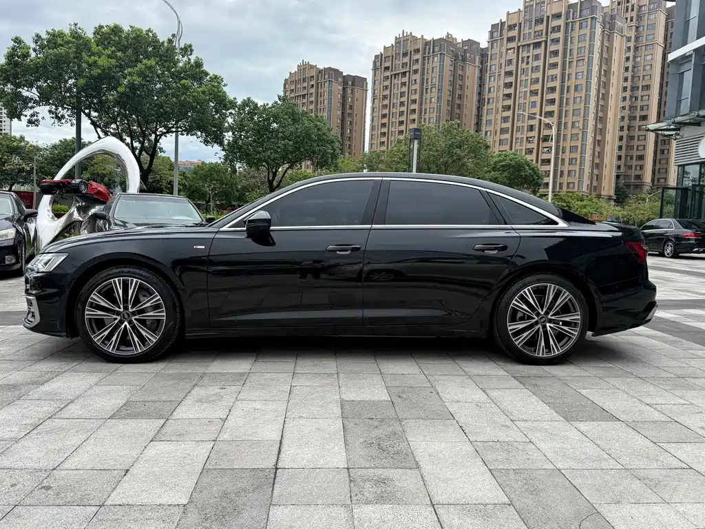 Audi A6L — миниатюра 7