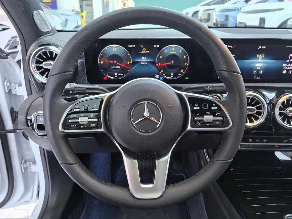 Mercedes-Benz A-Class A 2021 A 200 L Sport