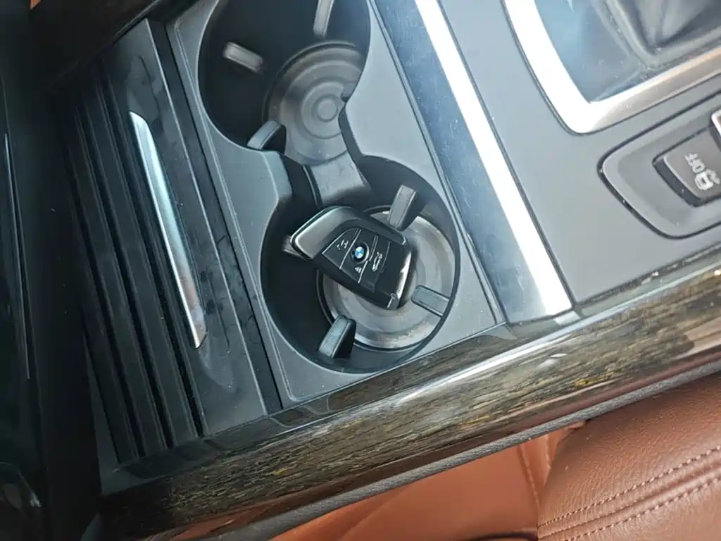 BMW X5 (Import) — миниатюра 9