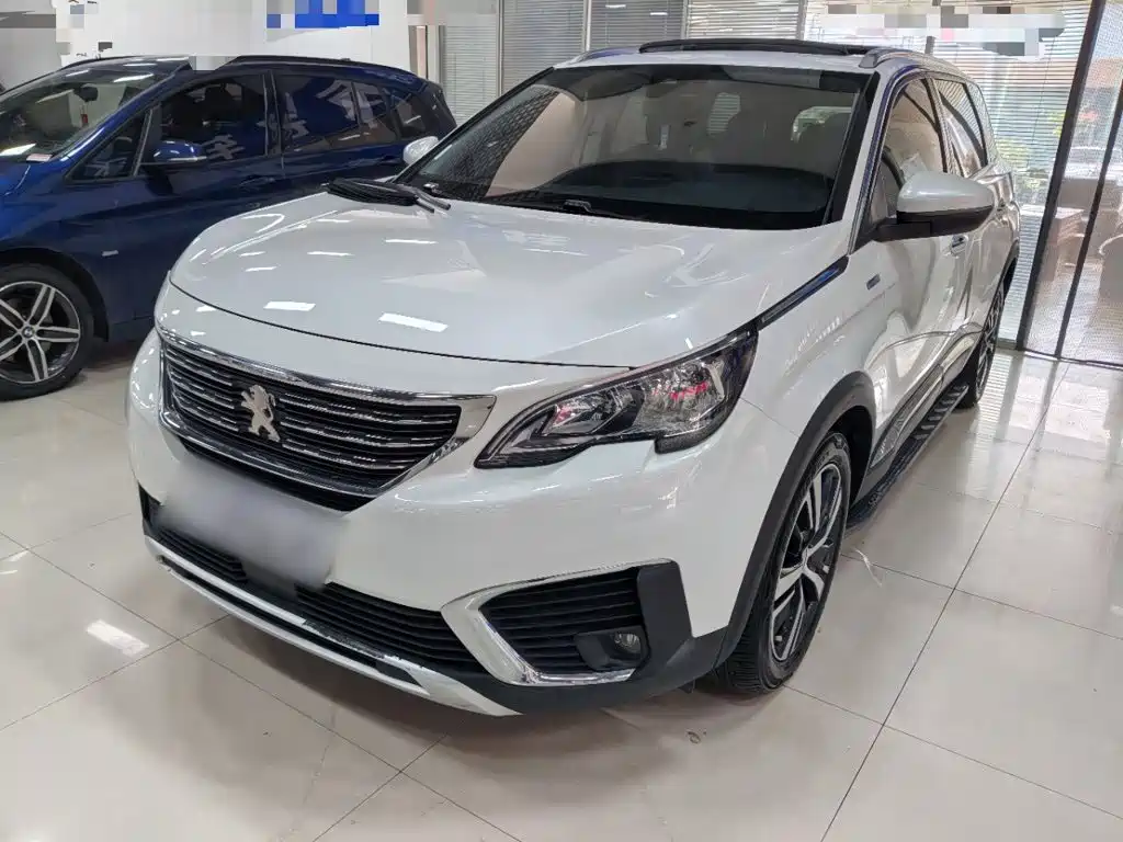 Peugeot 5008 — миниатюра 2