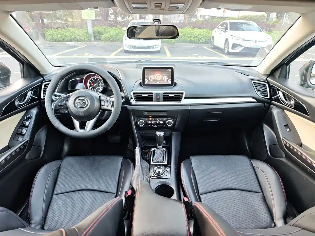 Mazda 3 Axela — миниатюра 7