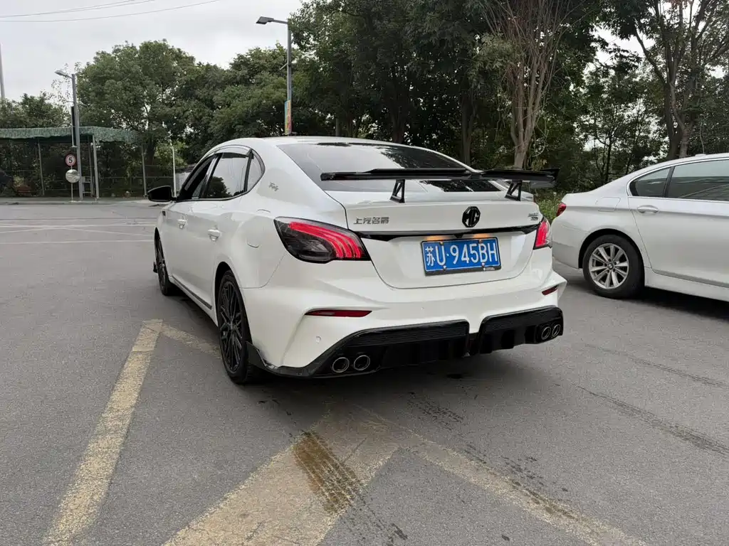 MG MG6 — миниатюра 10