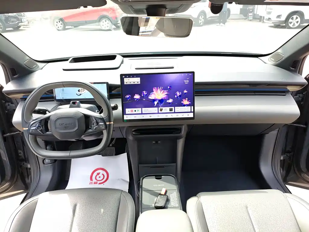 Lynk & Co Z20 — миниатюра 9