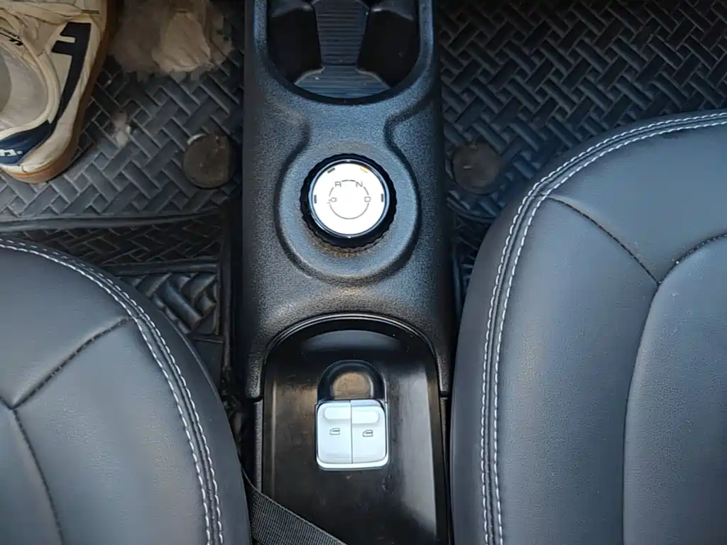 Wuling MINIEV — миниатюра 14
