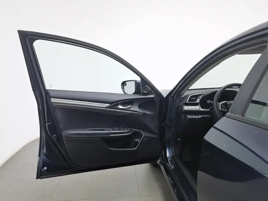 Honda Civic 2019 220TURBO CVT VI