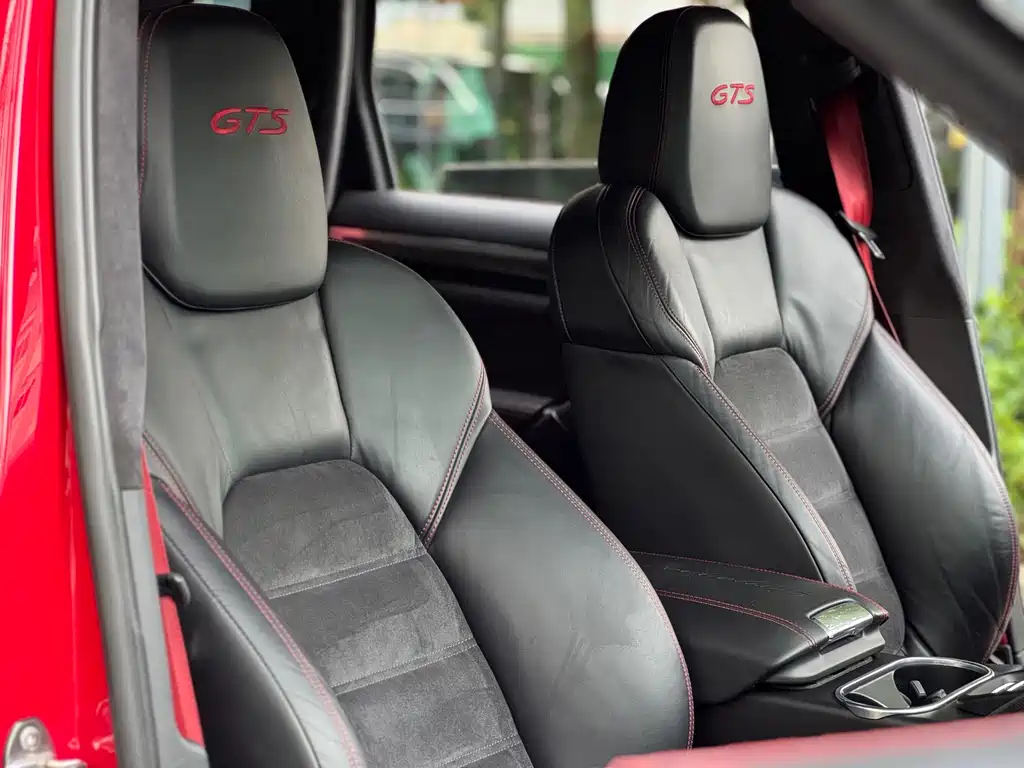 Porsche Cayenne 2012 Cayenne GTS 4.8L