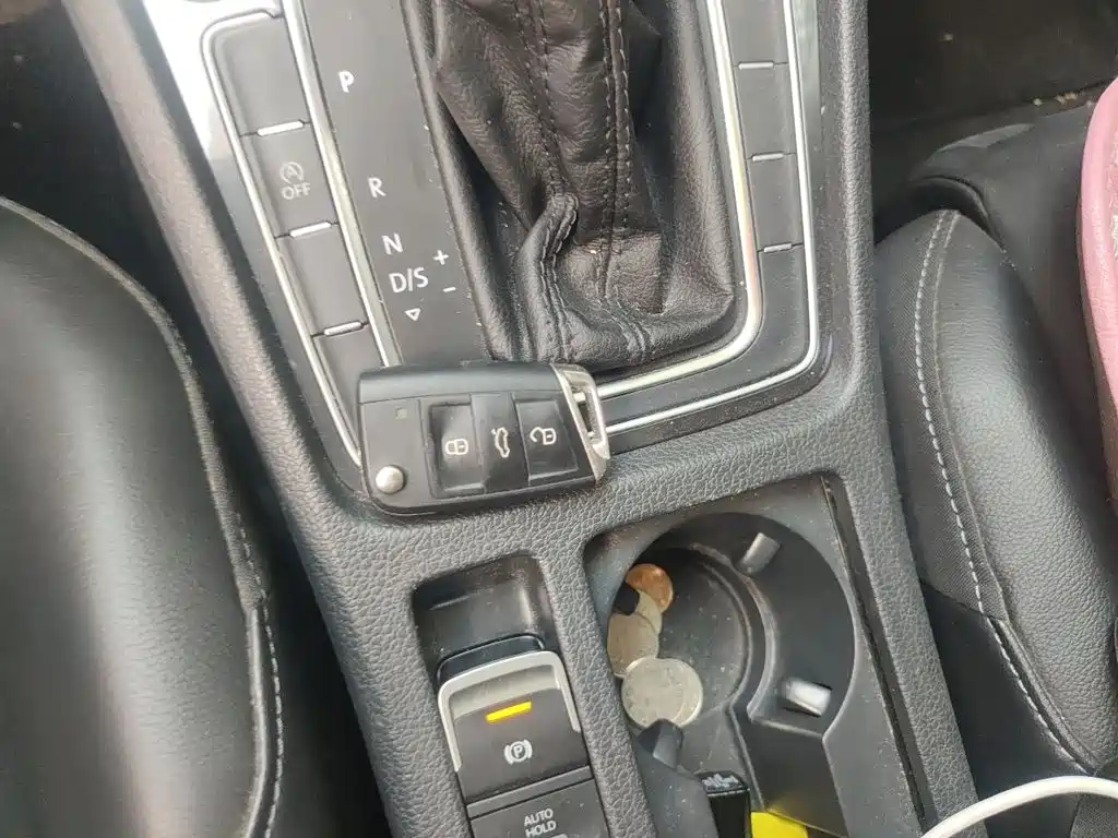 Volkswagen Golf — миниатюра 12