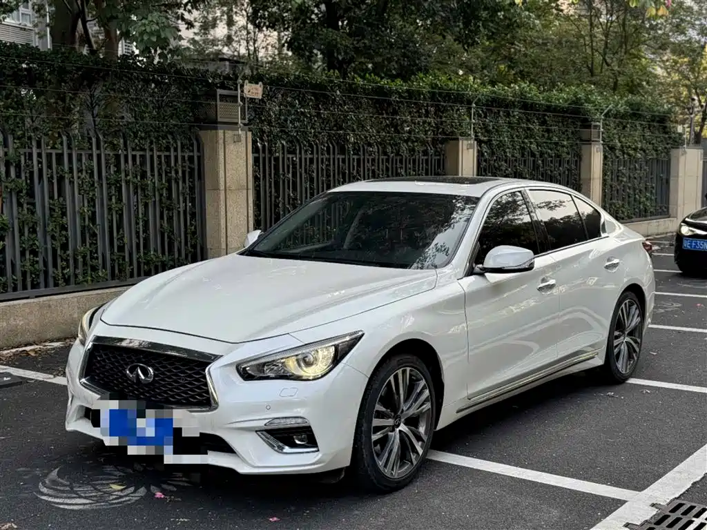 Infiniti Q50L 2023