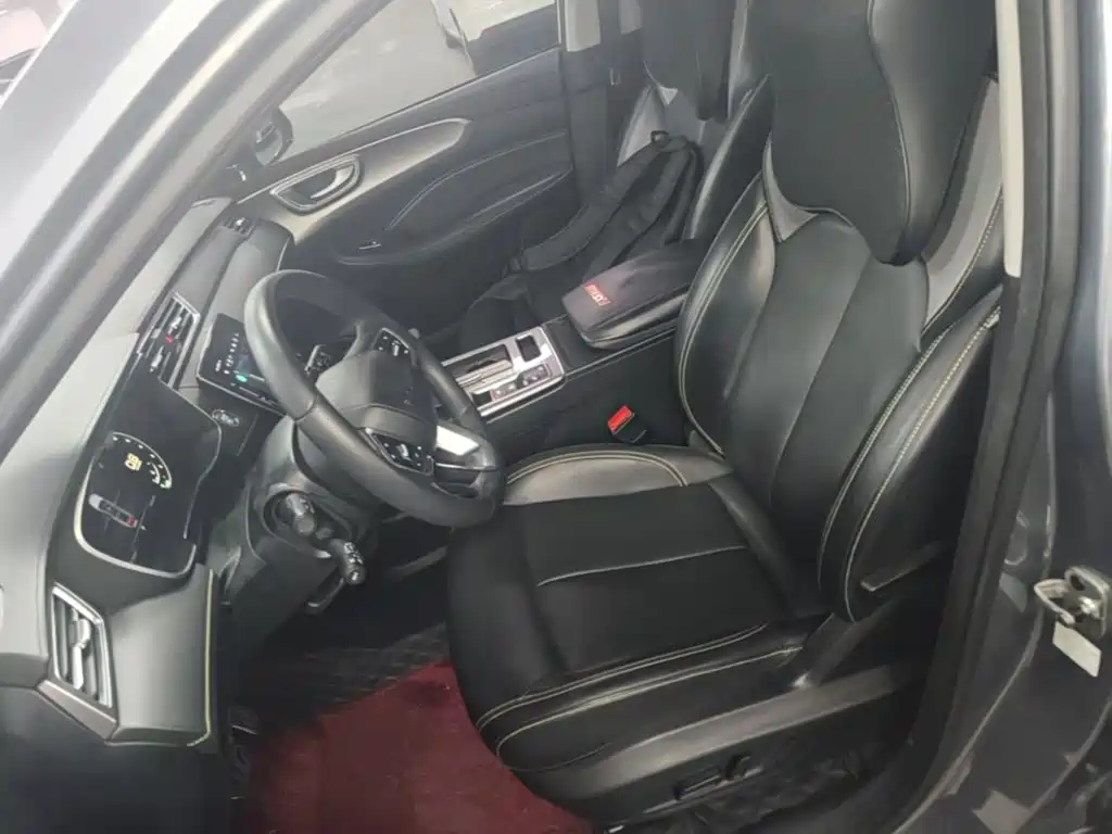 Roewe RX5 — миниатюра 15