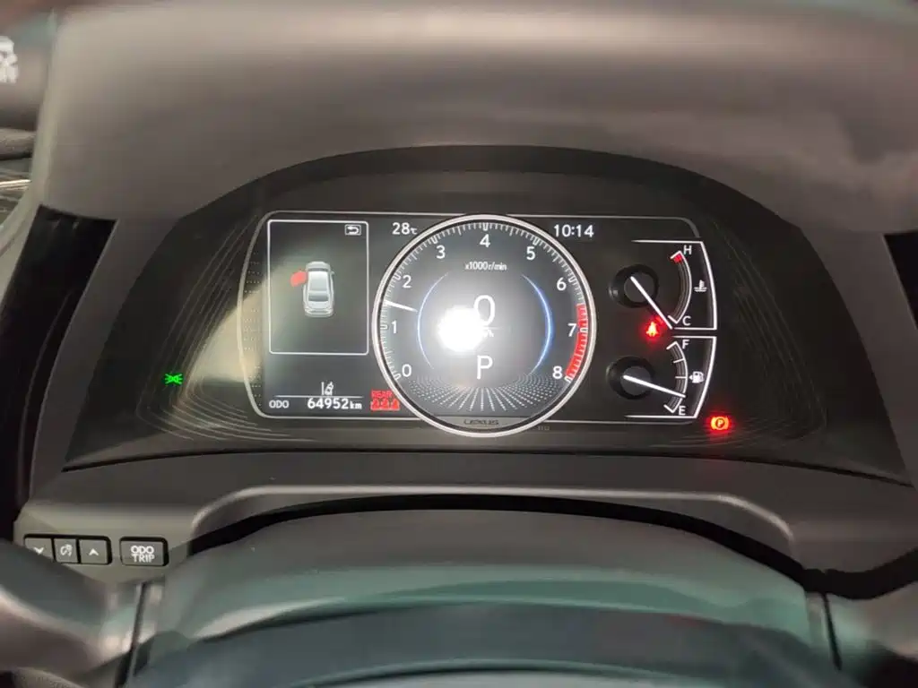 Lexus ES — миниатюра 12