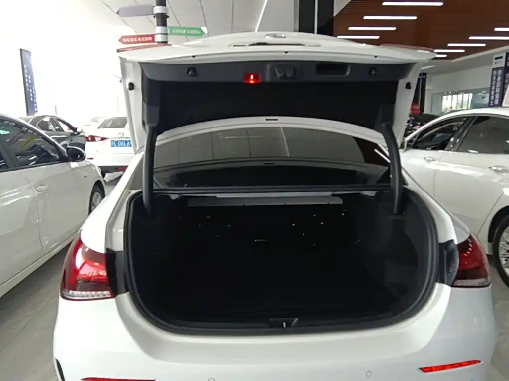 Mercedes-Benz A-Class — миниатюра 19