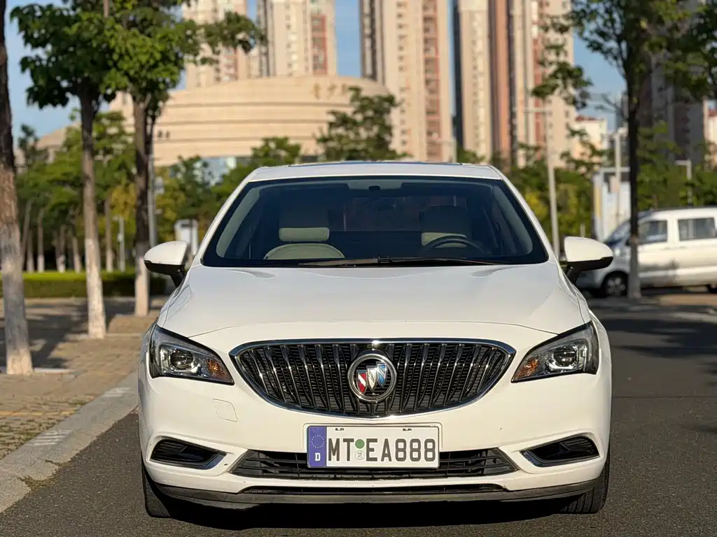 Buick Verano — миниатюра 2