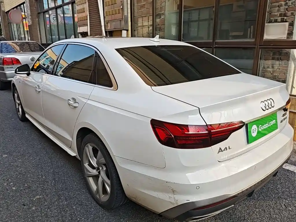 Audi A4L — миниатюра 5