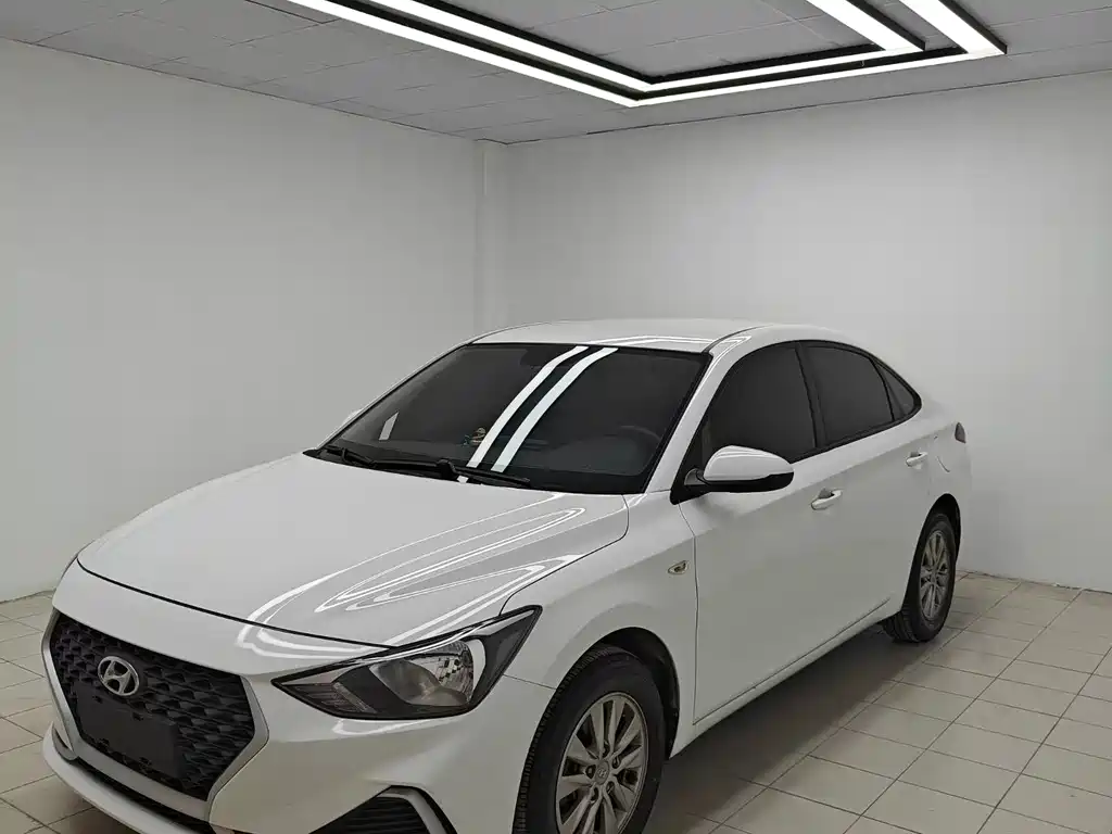 Купить Hyundai Elantra