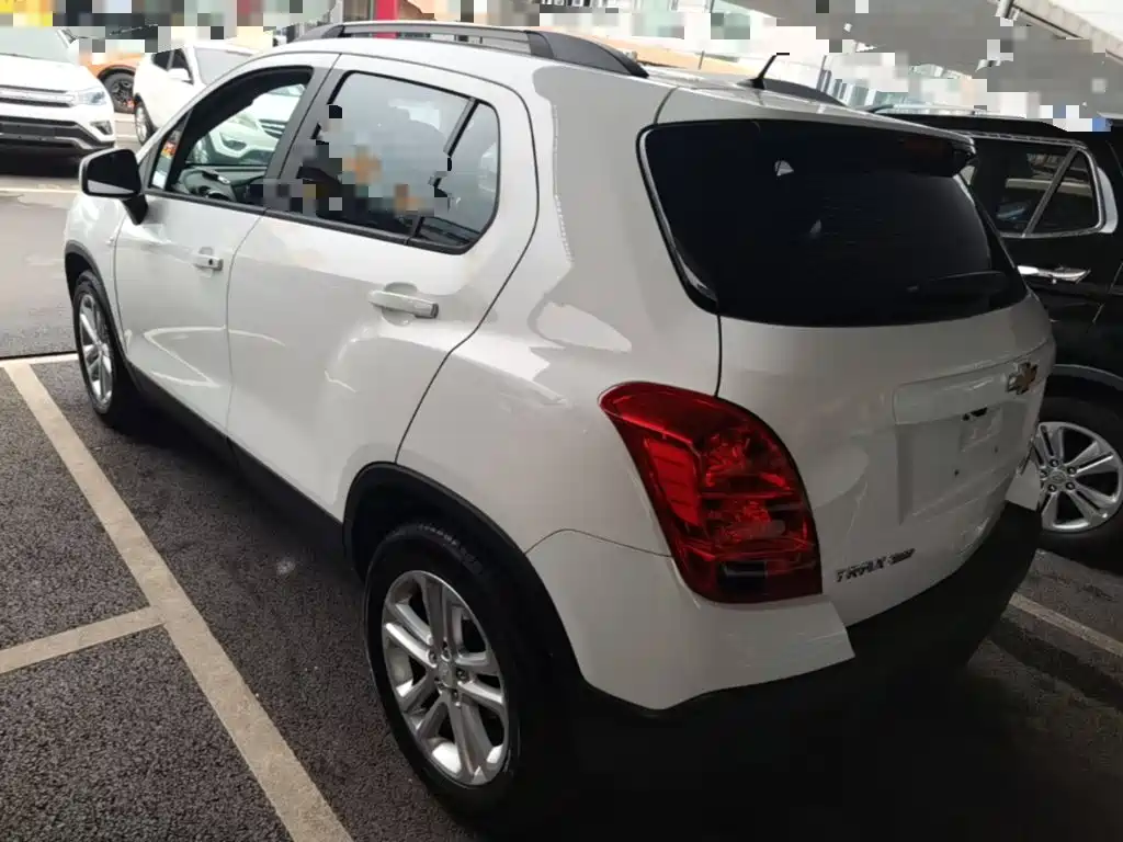 Chevrolet Trax — миниатюра 5