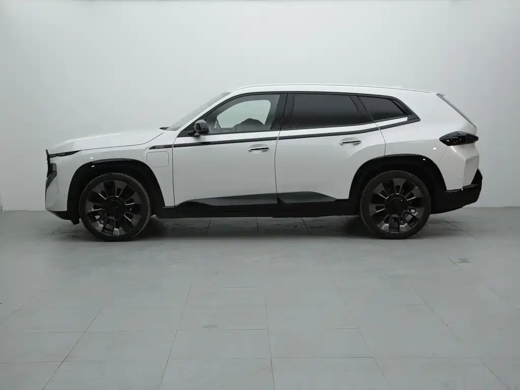 BMW XM — миниатюра 3