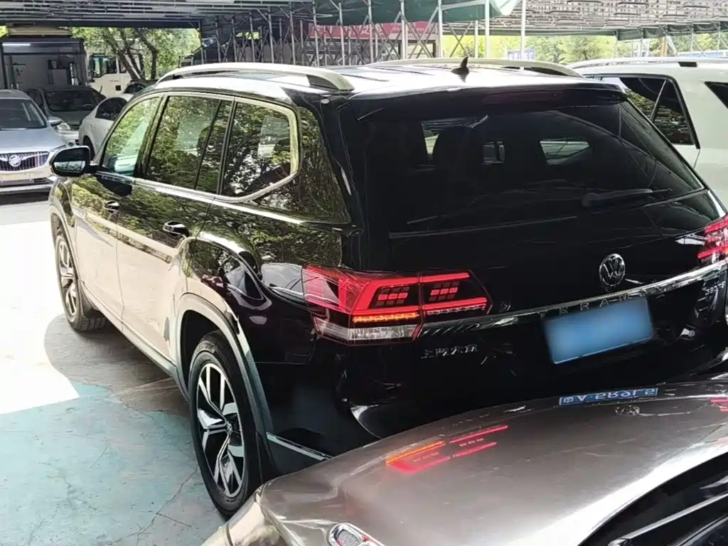 Volkswagen Teramont — миниатюра 5