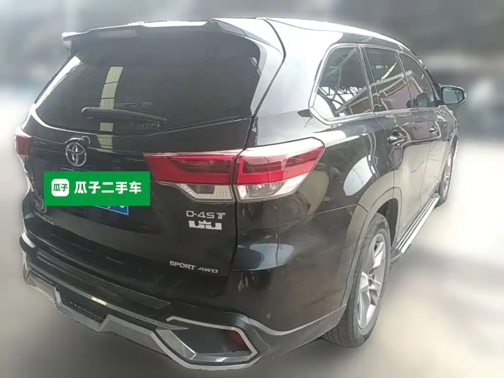 Toyota Highlander — миниатюра 10