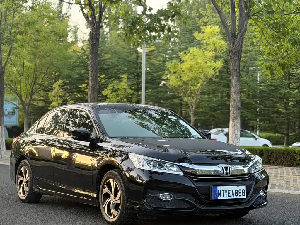 Honda Accord — миниатюра 3