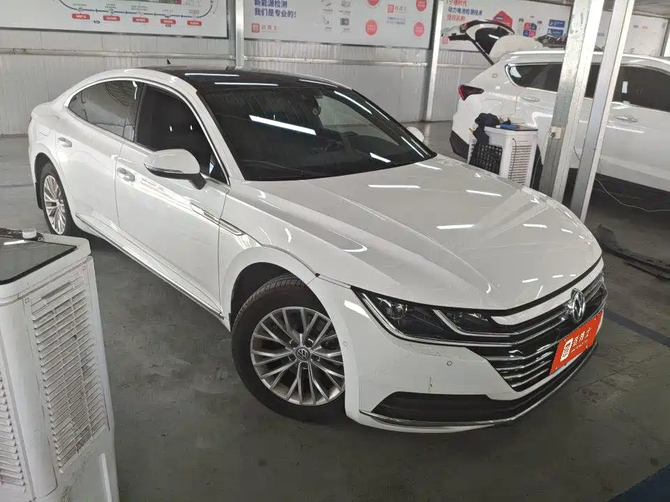 Volkswagen CC — миниатюра 8