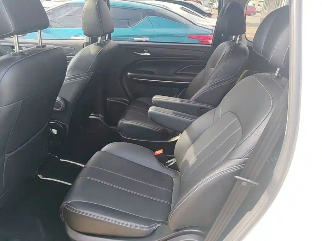GAC Motor Trumpchi M6 — миниатюра 17