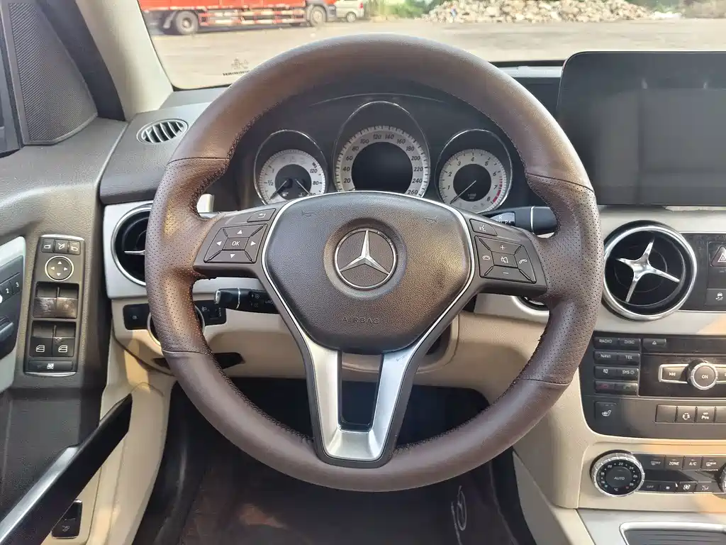Mercedes-Benz GLK-Class — миниатюра 15