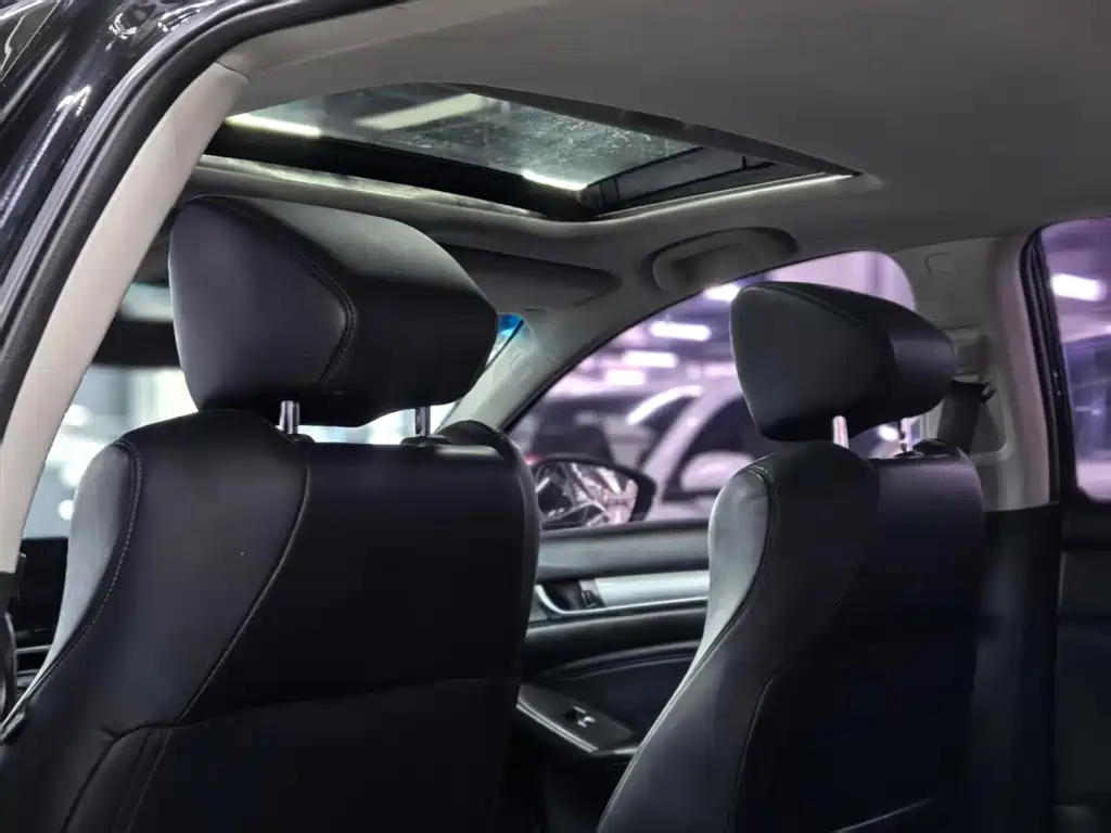 Honda Accord — миниатюра 11