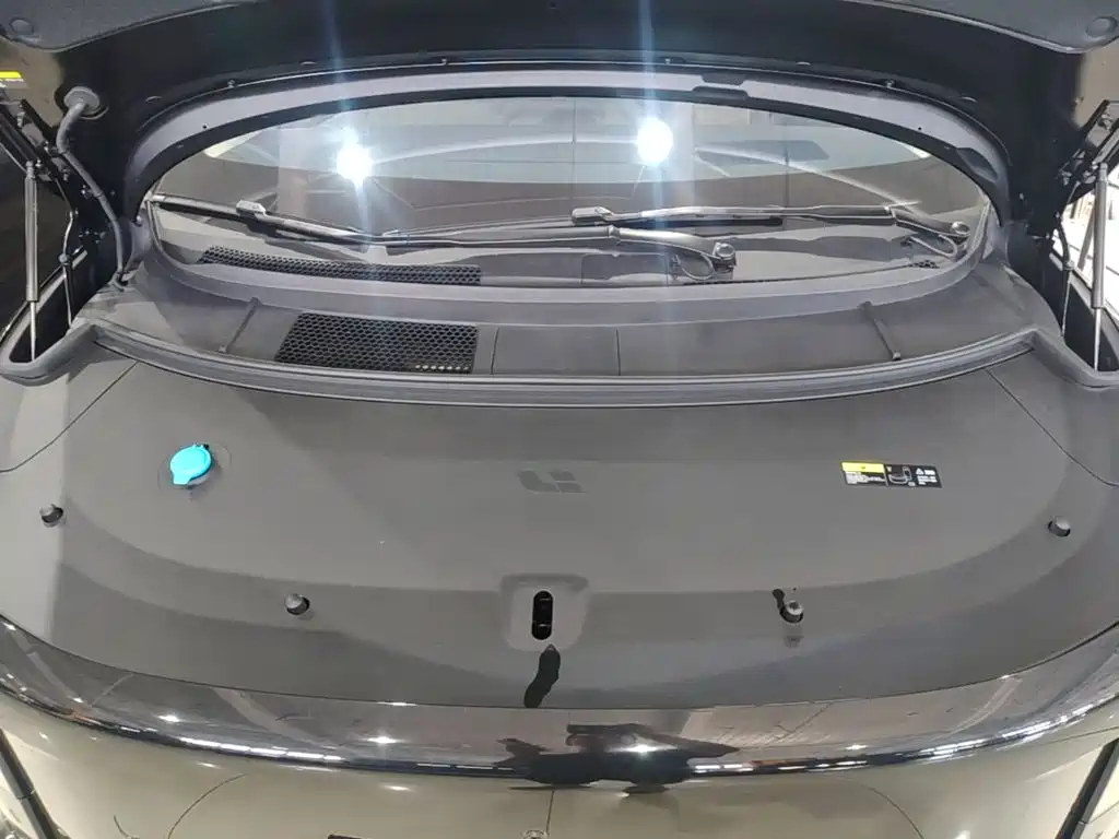 Li Auto Li i8 — миниатюра 20