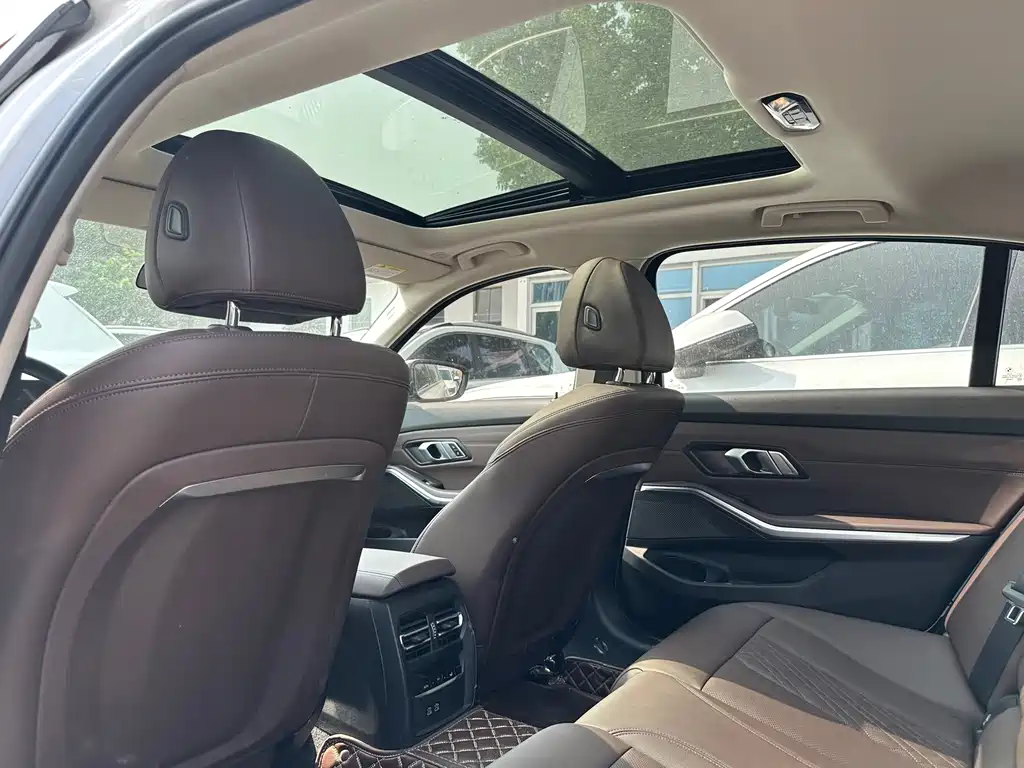 BMW 3 Series — миниатюра 5