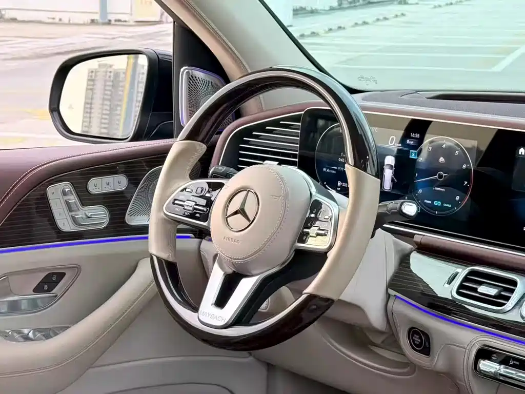 Mercedes-Benz GLS — миниатюра 7