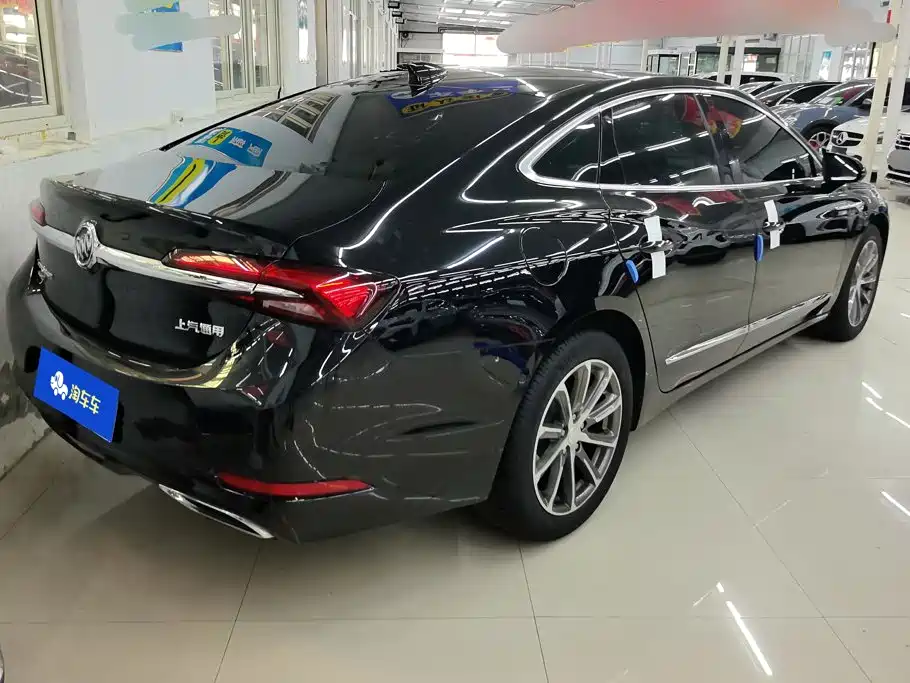 Buick LaCrosse — миниатюра 3