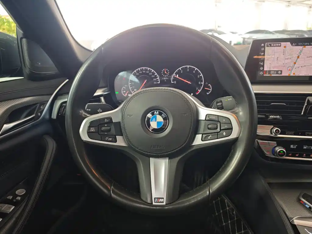 BMW 5 Series (Import) — миниатюра 8
