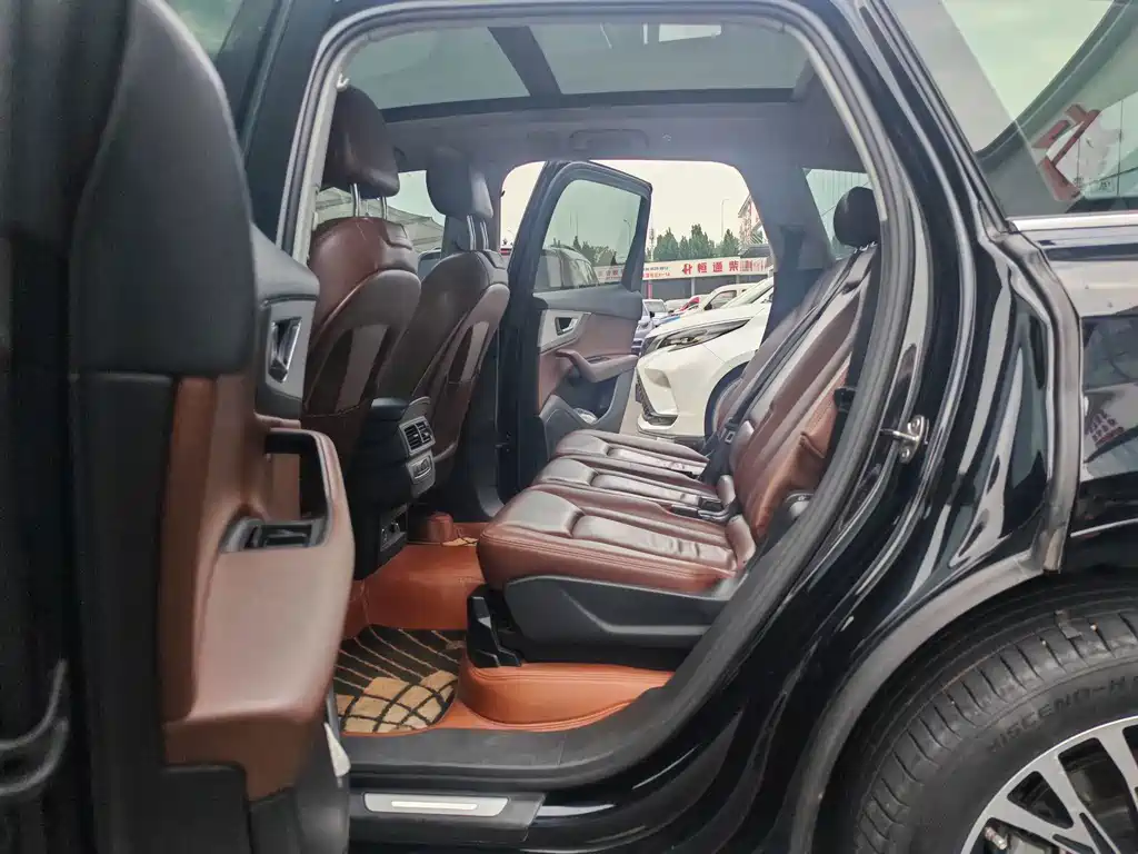 Audi Q7 — миниатюра 15
