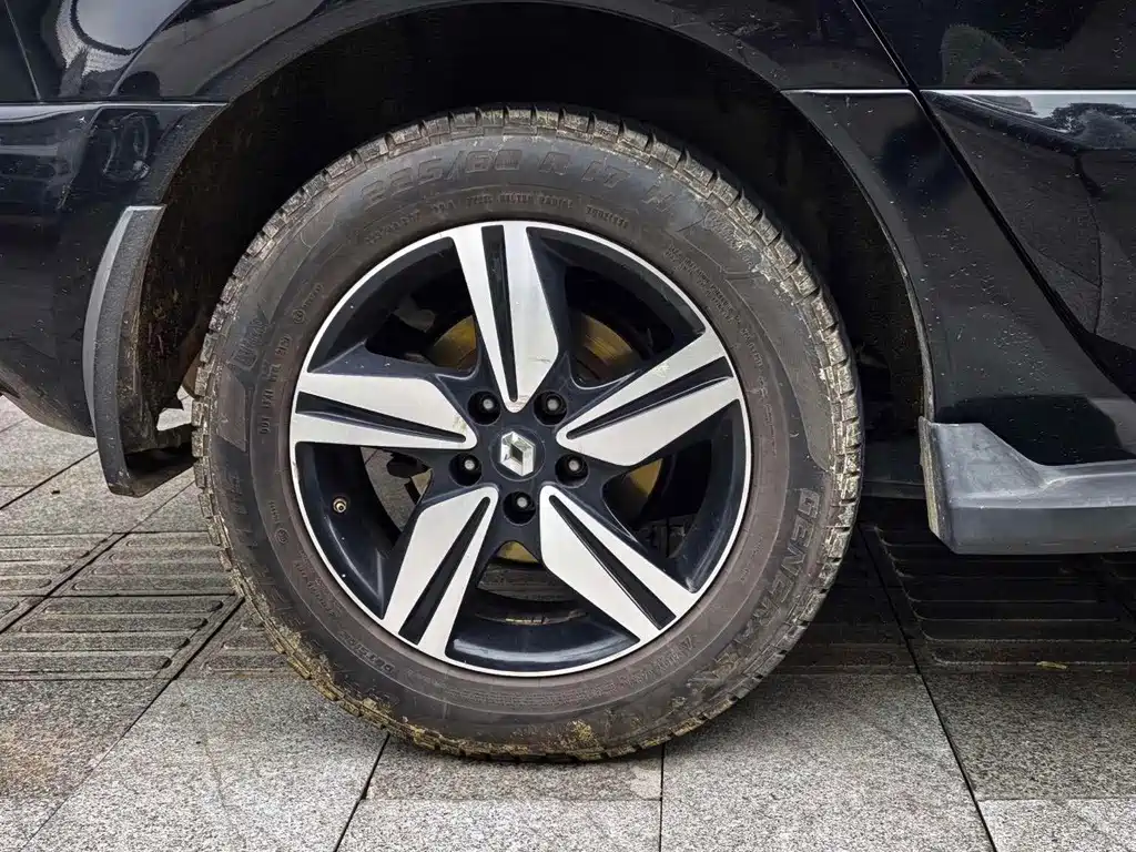 Renault Koleos (Import) — миниатюра 13